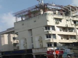 Hotel Peninsula Chennai Exteriör bild